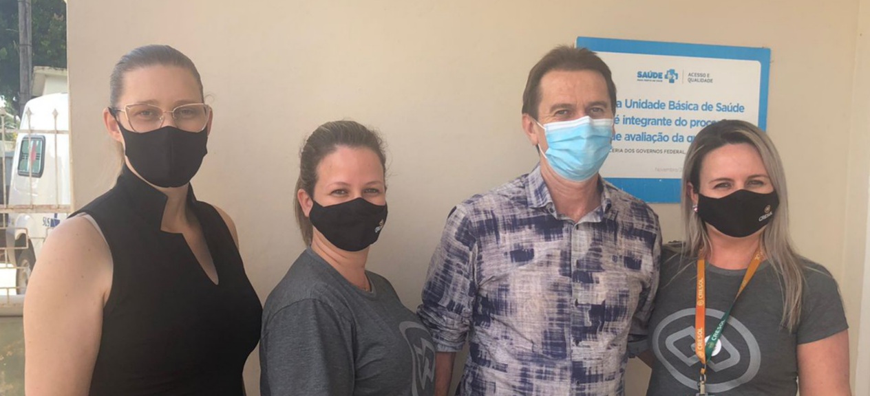 Ir para  <p><big>Nesta ter&ccedil;a-feira (07/12), &nbsp;a equipe da Cresol, ag&ecirc;ncia de Viadutos, esteve visitando o secret&aacute;rio de&nbsp;sa&uacute;de de Viadutos, &nbsp;Sr. Jos&eacute; Peracchi com a...